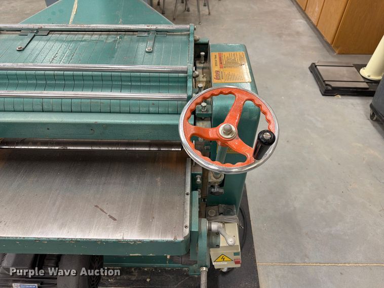 image for item FU0537 Grizzly G7213 planer