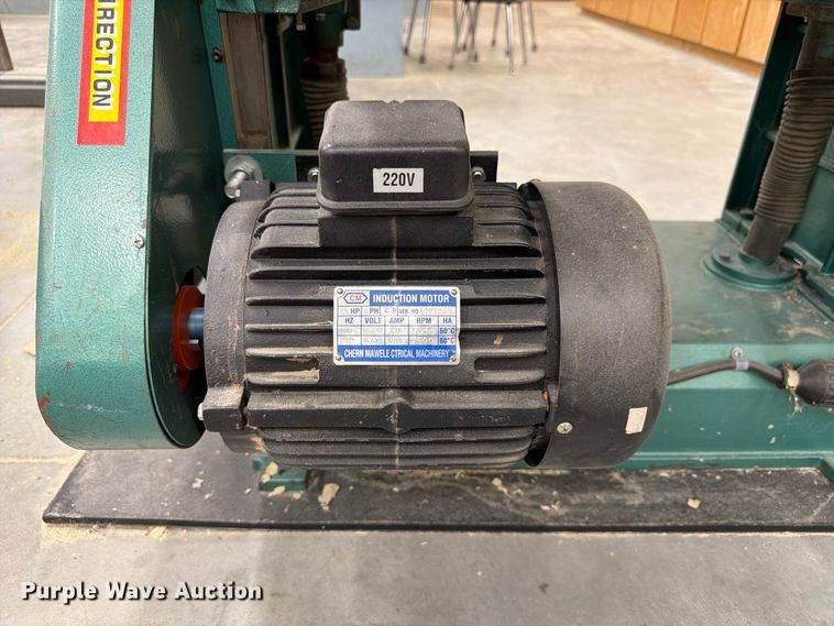 image for item FU0537 Grizzly G7213 planer