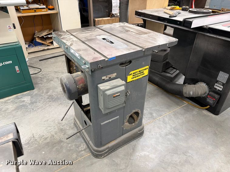 image for item FU0541 Rockwell 34-450 table saw