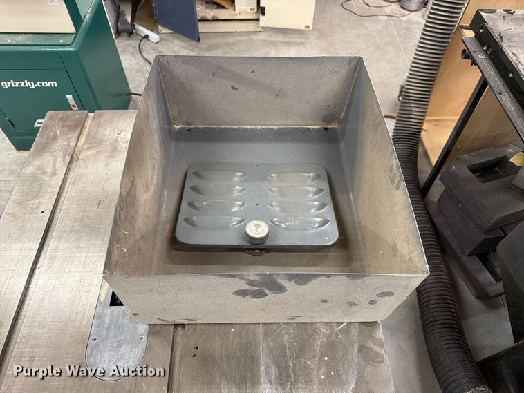 image for item FU0541 Rockwell 34-450 table saw