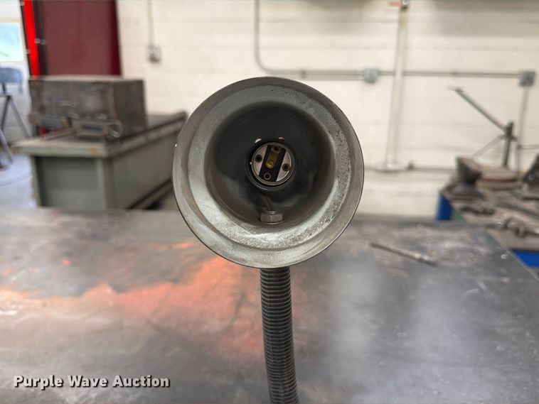 image for item FU0542 Delta 23-645 bench grinder