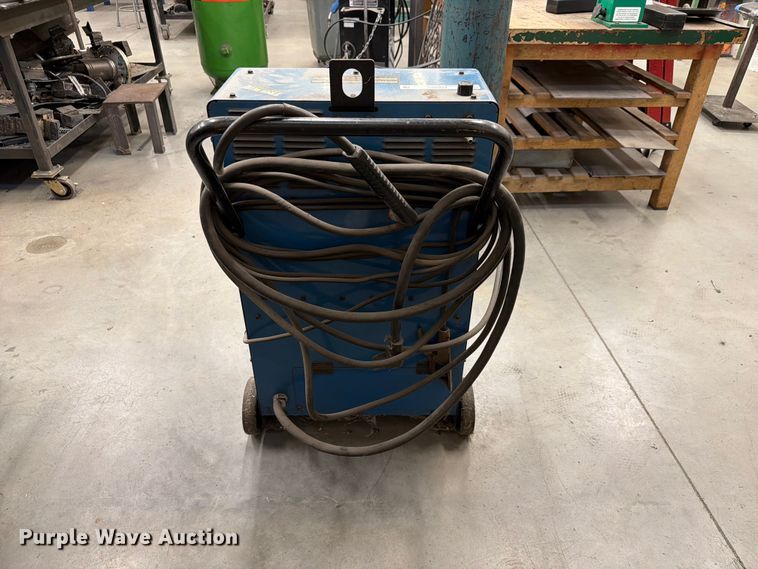 image for item FU0561 Miller Spectrum 701 plasma cutter
