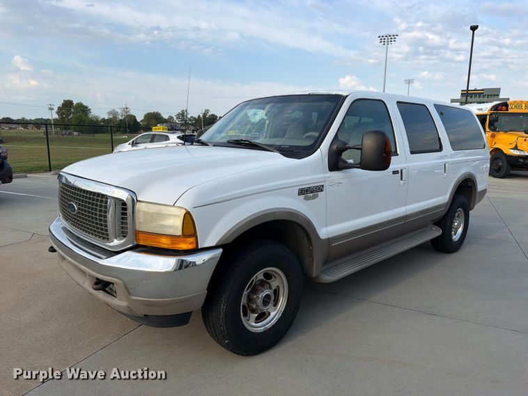 2000 Ford Excursion Limited SUV