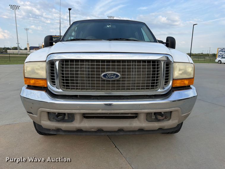 image for item FU1045 2000 Ford Excursion Limited SUV