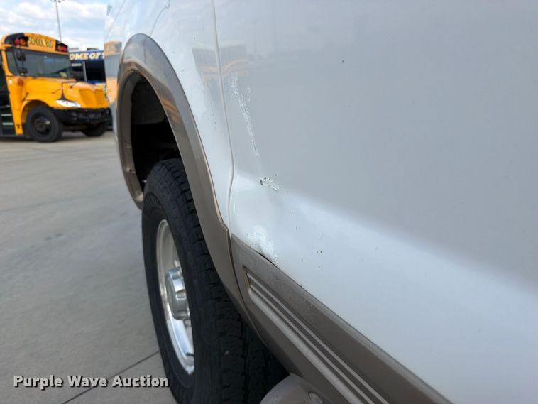 image for item FU1045 2000 Ford Excursion Limited SUV