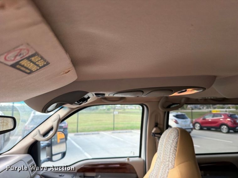 image for item FU1045 2000 Ford Excursion Limited SUV