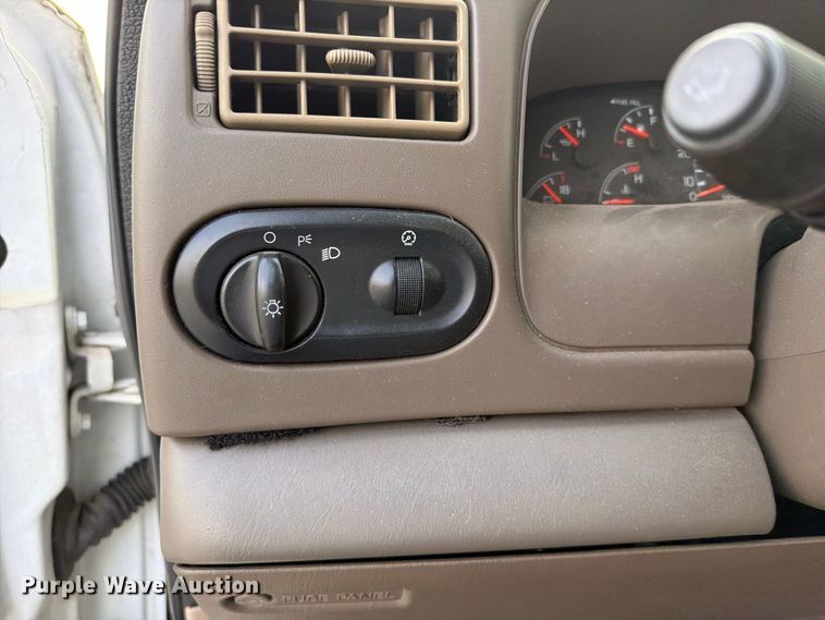image for item FU1045 2000 Ford Excursion Limited SUV