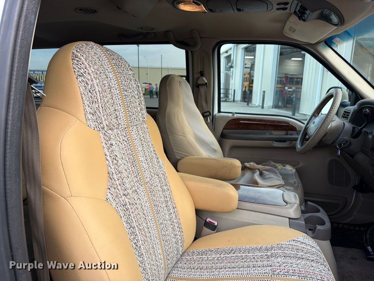 image for item FU1045 2000 Ford Excursion Limited SUV