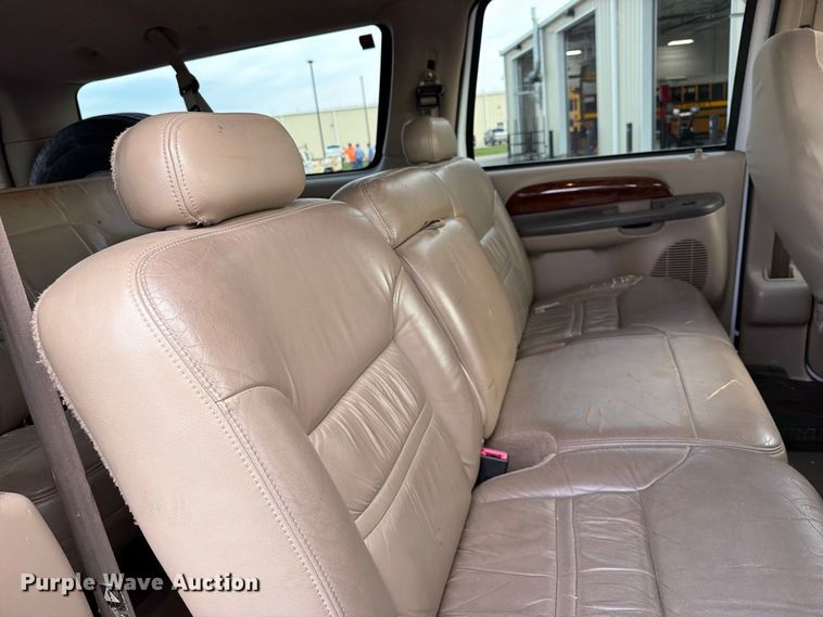 image for item FU1045 2000 Ford Excursion Limited SUV