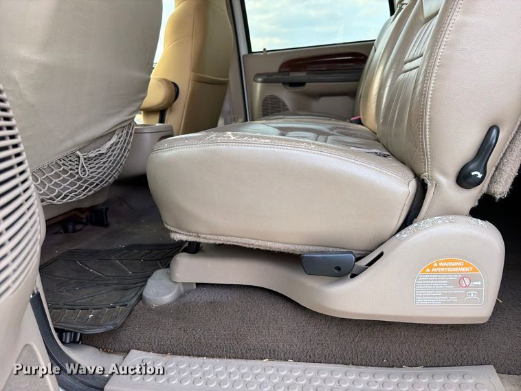 image for item FU1045 2000 Ford Excursion Limited SUV