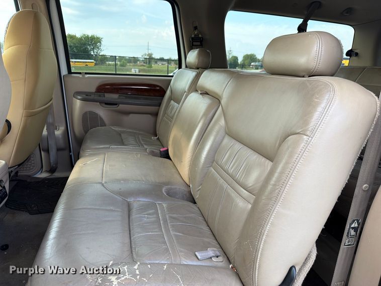 image for item FU1045 2000 Ford Excursion Limited SUV