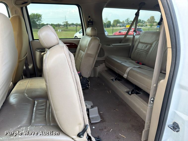 image for item FU1045 2000 Ford Excursion Limited SUV