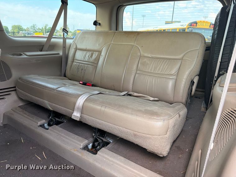 image for item FU1045 2000 Ford Excursion Limited SUV