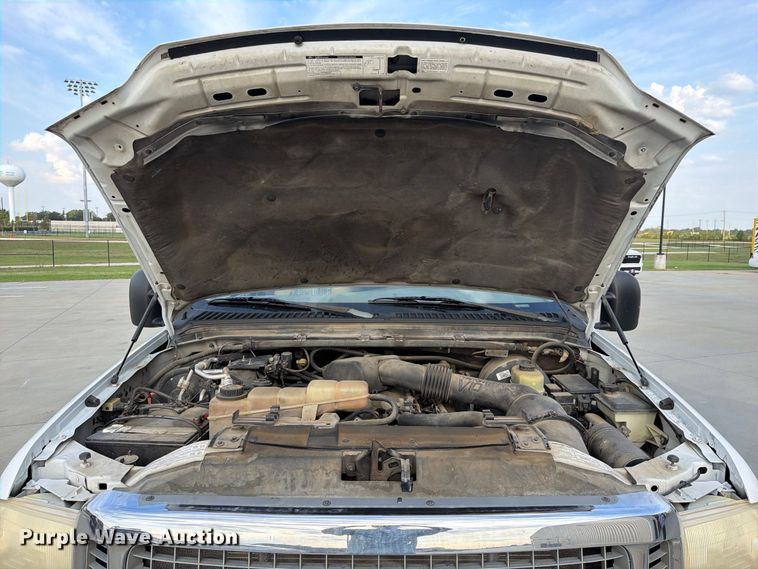 image for item FU1045 2000 Ford Excursion Limited SUV