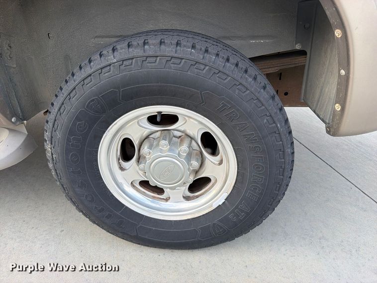 image for item FU1045 2000 Ford Excursion Limited SUV
