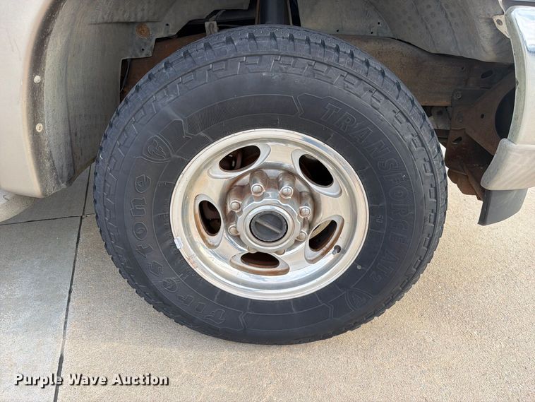 image for item FU1045 2000 Ford Excursion Limited SUV