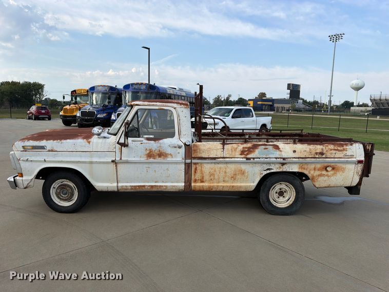 image for item FU1046 1970 Ford F100 pickup truck