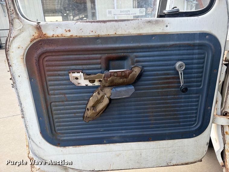 image for item FU1046 1970 Ford F100 pickup truck