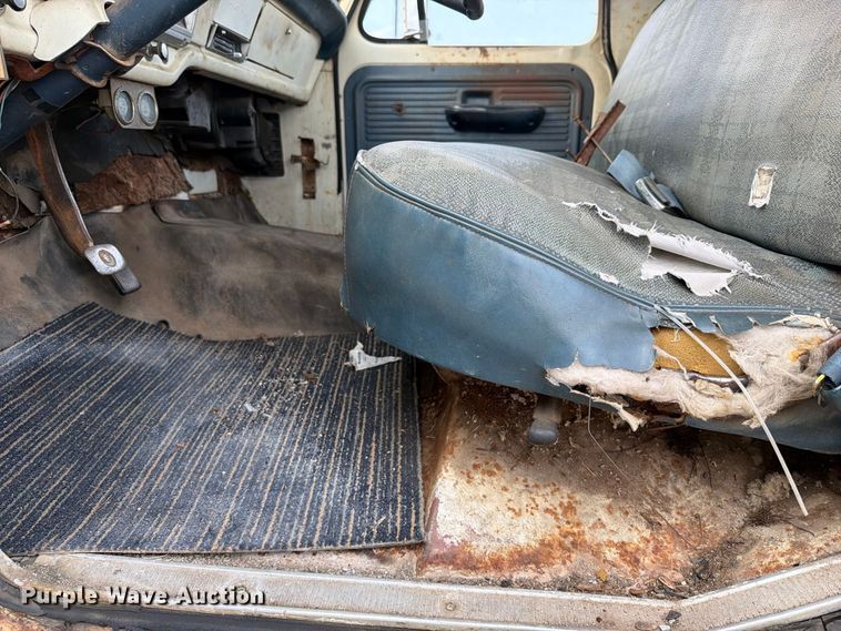 image for item FU1046 1970 Ford F100 pickup truck