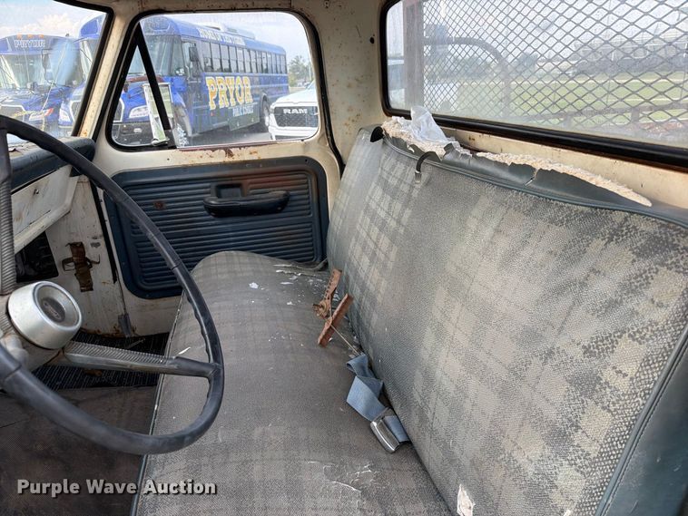 image for item FU1046 1970 Ford F100 pickup truck