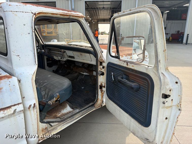 image for item FU1046 1970 Ford F100 pickup truck