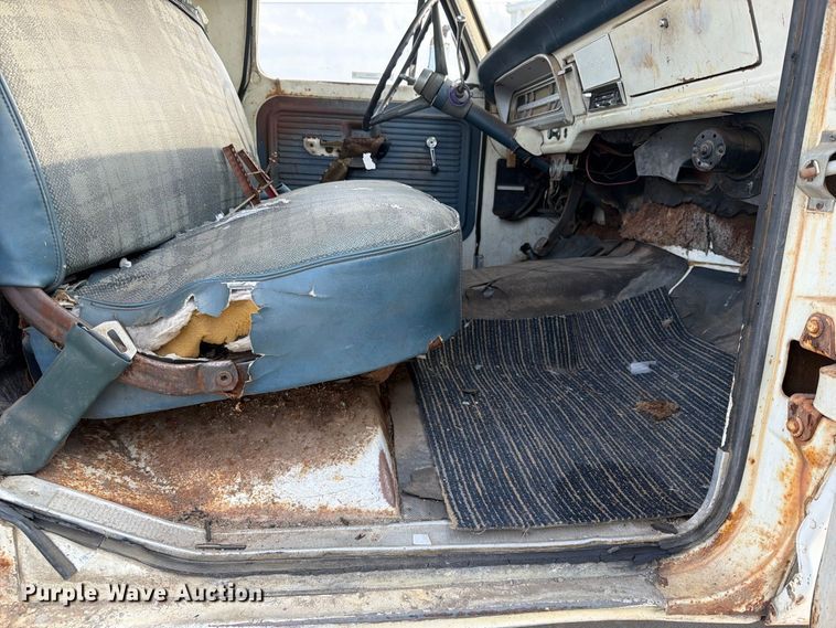 image for item FU1046 1970 Ford F100 pickup truck