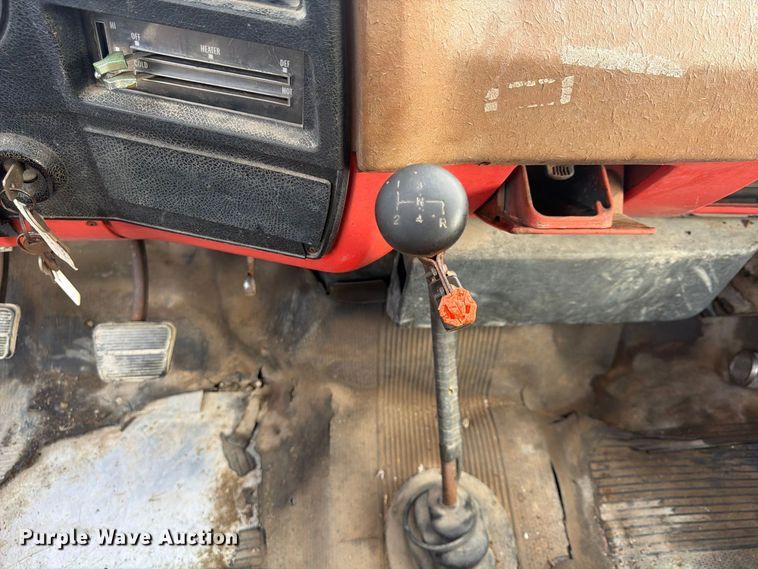 image for item FU4705 1974 Chevrolet C60 flatbed truck