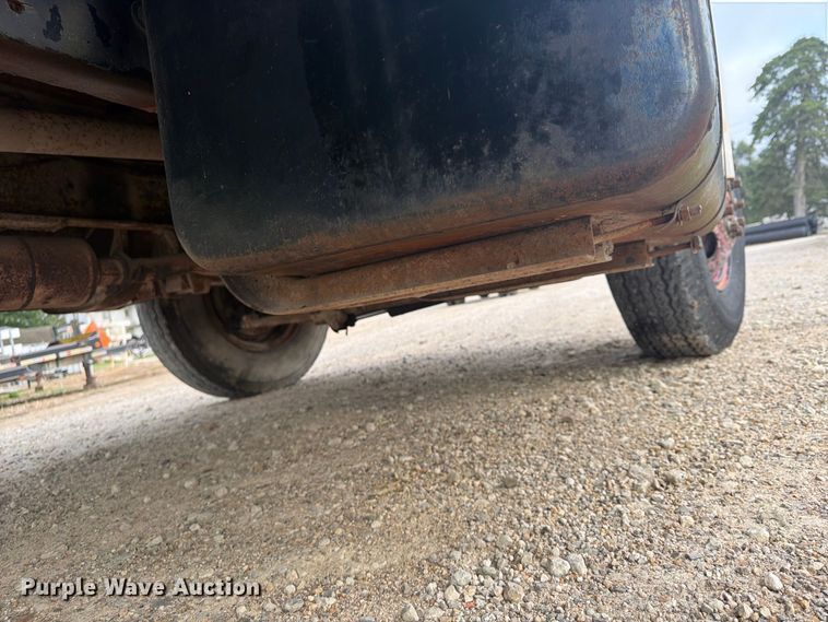 image for item FU4705 1974 Chevrolet C60 flatbed truck