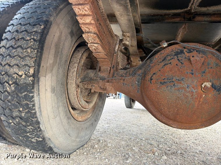 image for item FU4705 1974 Chevrolet C60 flatbed truck