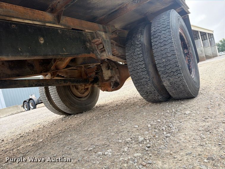image for item FU4705 1974 Chevrolet C60 flatbed truck