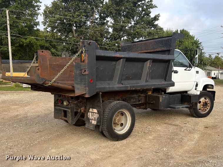 image for item FU4706 2000 Chevrolet C7 dump truck