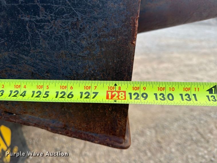 image for item FU4706 2000 Chevrolet C7 dump truck