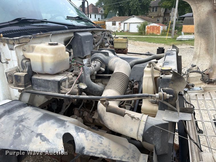 image for item FU4706 2000 Chevrolet C7 dump truck