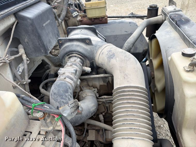 image for item FU4706 2000 Chevrolet C7 dump truck