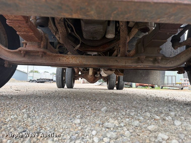 image for item FU4706 2000 Chevrolet C7 dump truck