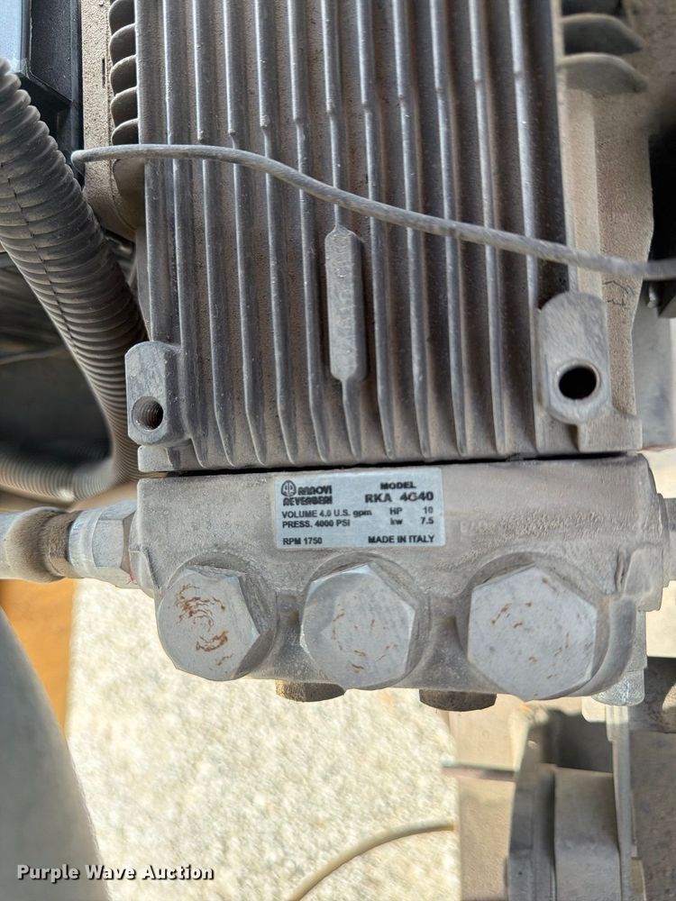 image for item FU4707 2008 Vermeer PMD 350 DT vacuum excavator