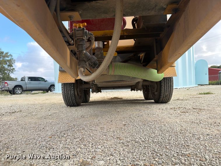 image for item FU4707 2008 Vermeer PMD 350 DT vacuum excavator