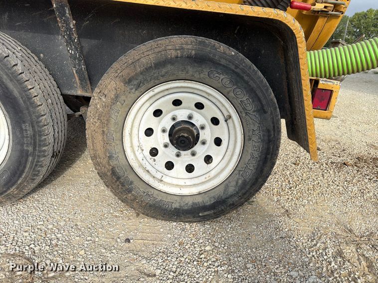 image for item FU4707 2008 Vermeer PMD 350 DT vacuum excavator