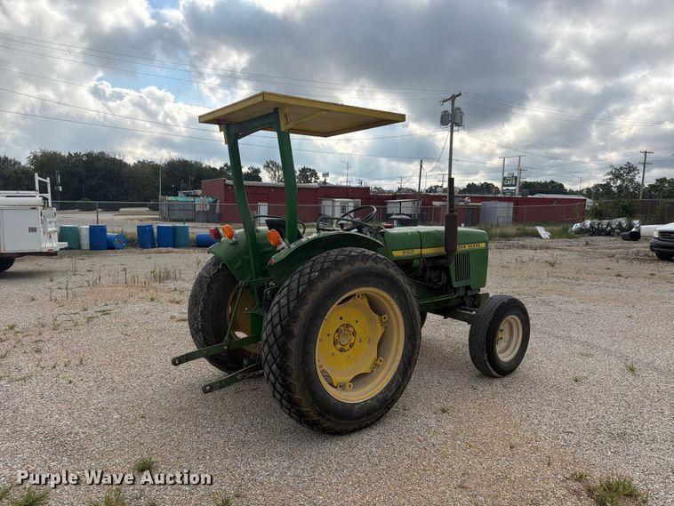 image for item FU4708 1978 John Deere 950 tractor