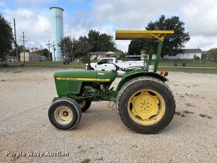 image for item FU4708 1978 John Deere 950 tractor