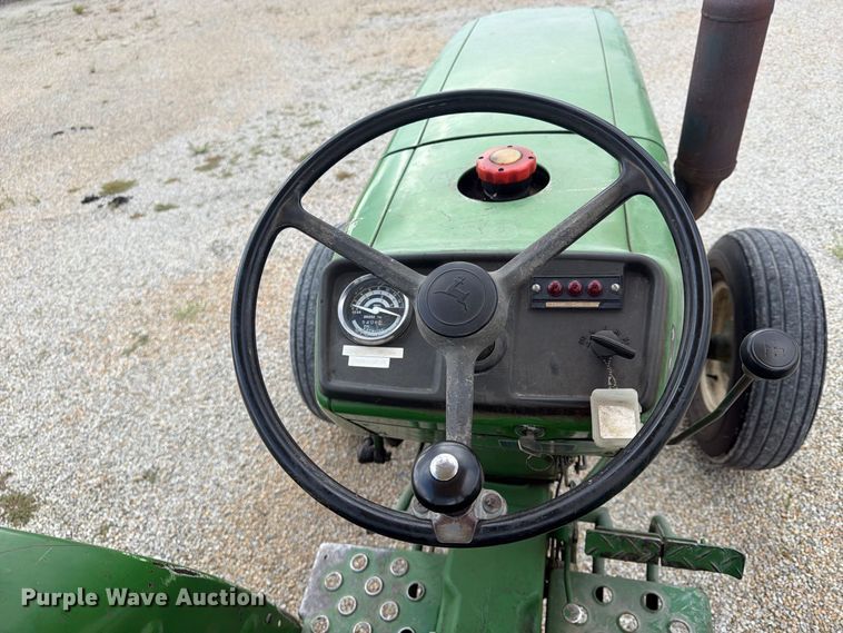 image for item FU4708 1978 John Deere 950 tractor