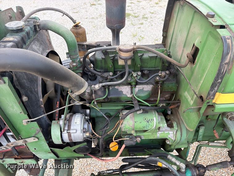image for item FU4708 1978 John Deere 950 tractor