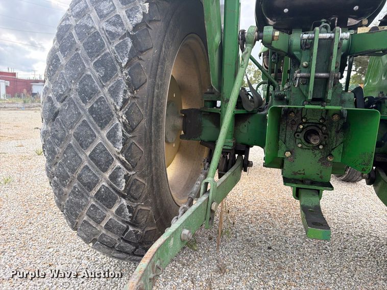 image for item FU4708 1978 John Deere 950 tractor