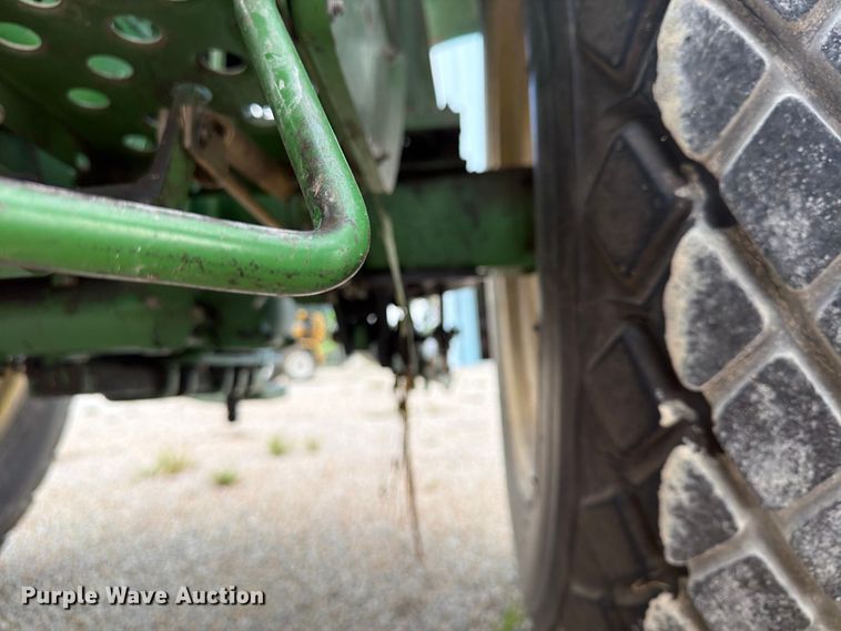 image for item FU4708 1978 John Deere 950 tractor