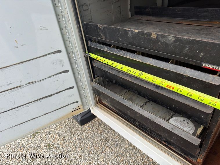 image for item FU4709 2002 Ford F350 Ext. Cab utility bed pickup truck