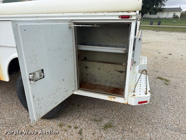 image for item FU4709 2002 Ford F350 Ext. Cab utility bed pickup truck