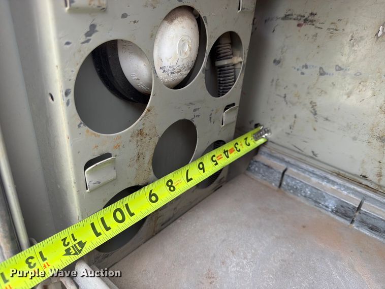 image for item FU4709 2002 Ford F350 Ext. Cab utility bed pickup truck