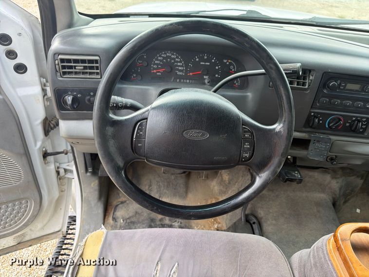 image for item FU4709 2002 Ford F350 Ext. Cab utility bed pickup truck
