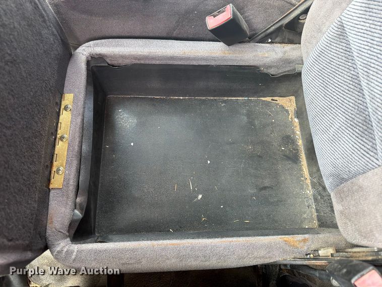 image for item FU4709 2002 Ford F350 Ext. Cab utility bed pickup truck