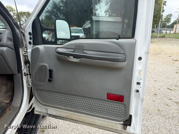 image for item FU4709 2002 Ford F350 Ext. Cab utility bed pickup truck